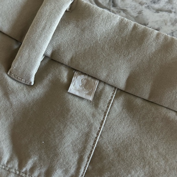 Lululemon Commission men’s shorts - Picture 4 of 4